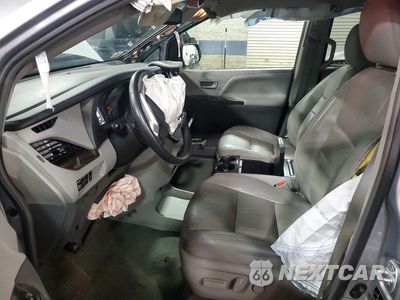 Zdjęcie 7 z 14 samochodu: 2016 TOYOTA SIENNA XLE PREMIUM 8-PASSENGER VIN:5TDYK3DC5GS757650 - miniatura
