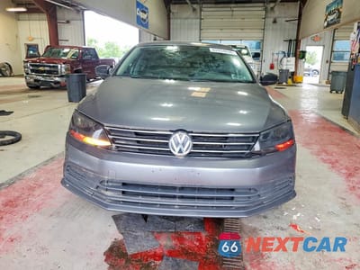 Piąte zdjęcie samochodu w środku: 2015 VOLKSWAGEN JETTA SE VIN:3VWD17AJ1FM331350 - miniatura