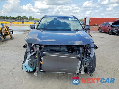 Piąte zdjęcie samochodu w środku: 2023 TOYOTA RAV4 XLE VIN:2T3W1RFV0PC240557 - miniatura