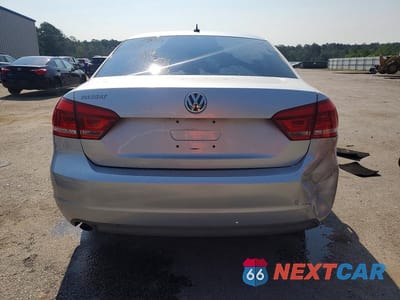 Zdjęcie 6 z 13 samochodu: 2013 VOLKSWAGEN PASSAT S VIN:1VWAP7A33DC031892 - miniatura
