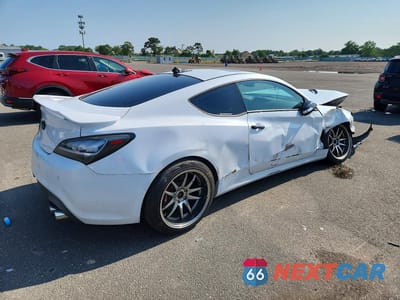 Trzecie zdjęcie samochodu z tyłu: 2015 HYUNDAI GENESIS COUPE 3.8 ULTIMATE VIN:KMHHU6KJ2FU127555 - miniatura