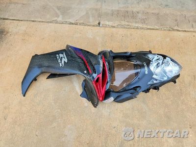 Zdjęcie 9 z 10 samochodu: 2026 SUZUKI GSX-R600 VIN:JS1GN7FA6T7100358 - miniatura