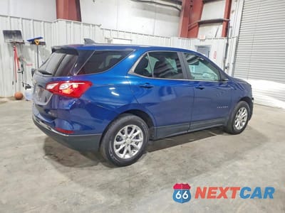 Trzecie zdjęcie samochodu z tyłu: 2021 CHEVROLET EQUINOX LT VIN:3GNAXUEV3ML338701 - miniatura
