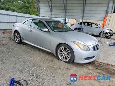 Czwarte zdjęcie samochodu z boku: 2010 INFINITI G37 CONVERTIBLE BASE VIN:JN1CV6FE3AM351499 - miniatura