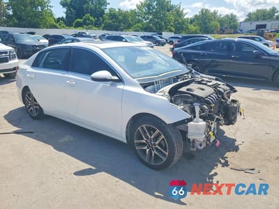 Czwarte zdjęcie samochodu z boku: 2021 KIA FORTE EX VIN:3KPF54AD4ME388366 - miniatura