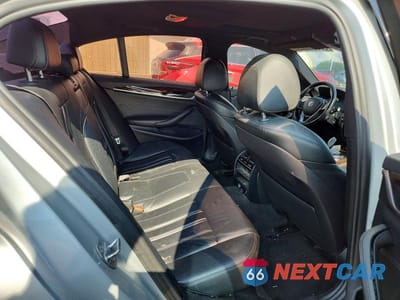 Zdjęcie 10 z 12 samochodu: 2018 BMW 530 XI VIN:WBAJA7C55JWC75489 - miniatura