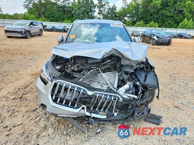 Piąte zdjęcie samochodu w środku: 2025 BMW X1 XDRIVE28I VIN:WBX73EF01S5034287 - miniatura
