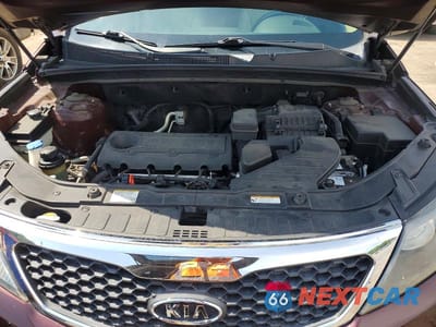 Zdjęcie 12 z 13 samochodu: 2013 KIA SORENTO LX VIN:5XYKT3A19DG336707 - miniatura