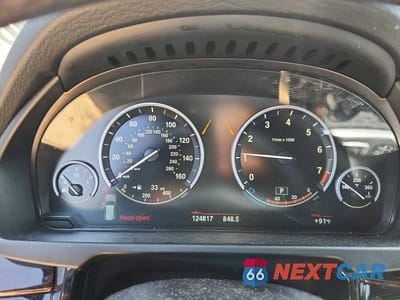 Zdjęcie 9 z 12 samochodu: 2017 BMW X5 XDRIVE35I VIN:5UXKR0C3XH0V77052 - miniatura