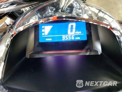 Zdjęcie 7 z 10 samochodu: 2004 HONDA NRX1800 EB VIN:1HFSC53J04A000300 - miniatura
