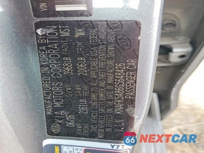 Zdjęcie 13 z 13 samochodu: 2016 KIA FORTE LX VIN:KNAFK5A86G5648426 - miniatura