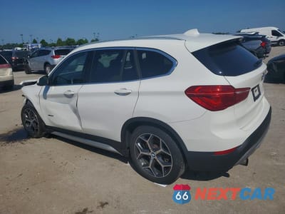 Drugie zdjęcie samochodu z przodu: 2018 BMW X1 XDRIVE28I VIN:WBXHT3C31J5K21440 - miniatura