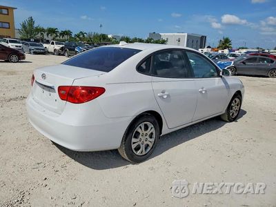 Trzecie zdjęcie samochodu z tyłu: 2010 HYUNDAI ELANTRA GLS VIN:KMHDU4AD8AU156145 - miniatura