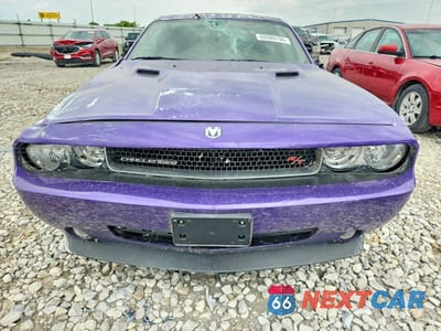 Piąte zdjęcie samochodu w środku: 2010 DODGE CHALLENGER R/T VIN:2B3CJ5DTXAH174796 - miniatura