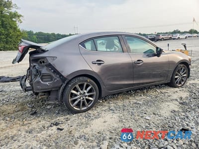 Trzecie zdjęcie samochodu z tyłu: 2018 MAZDA 3 TOURING VIN:3MZBN1V34JM187323 - miniatura