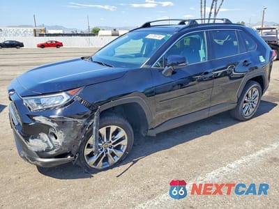 2021 TOYOTA RAV4 XLE PREMIUM 2T3C1RFV9MC168742 - główne zdjęcie licytacji z USA - miniatura