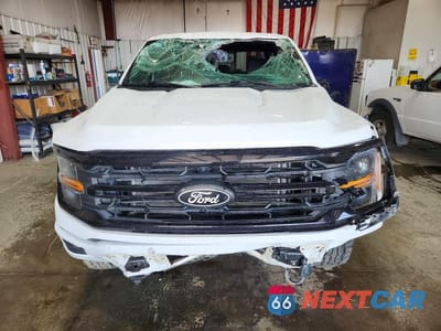 Piąte zdjęcie samochodu w środku: 2025 FORD F150 XLT VIN:1FTFW3L52SKD74098 - miniatura