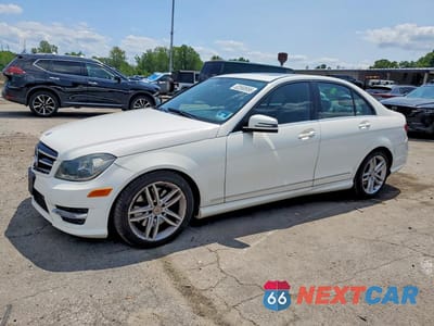 2014 MERCEDES-BENZ C 300 4MATIC WDDGF8AB4EG160639 - główne zdjęcie licytacji z USA - miniatura