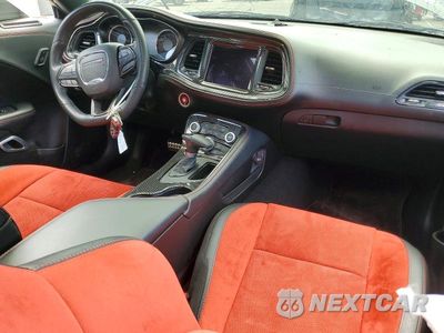 Zdjęcie 8 z 13 samochodu: 2023 DODGE CHALLENGER R/T SCAT PACK VIN:2C3CDZFJ4PH641894 - miniatura