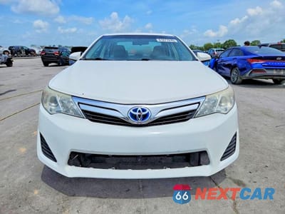 Piąte zdjęcie samochodu w środku: 2012 TOYOTA CAMRY HYBRID LE VIN:4T1BD1FK9CU062078 - miniatura