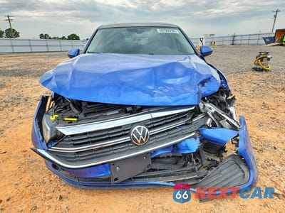 Piąte zdjęcie samochodu w środku: 2024 VOLKSWAGEN JETTA SE VIN:3VW7M7BU4RM067171 - miniatura