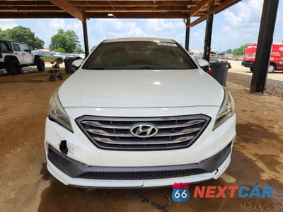 Piąte zdjęcie samochodu w środku: 2017 HYUNDAI SONATA SPORT 2.0T VIN:5NPE34AB2HH517643 - miniatura