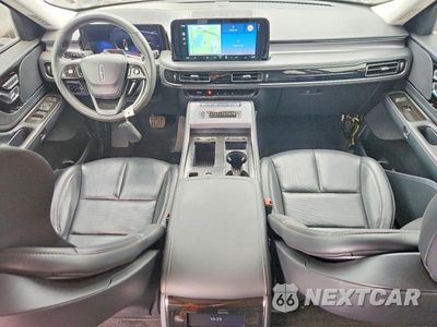 Zdjęcie 8 z 13 samochodu: 2025 LINCOLN AVIATOR VIN:5LM5J0XC9SGL22478 - miniatura
