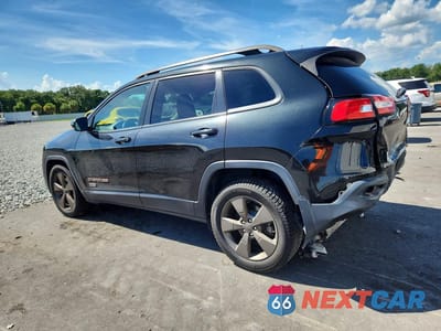 Drugie zdjęcie samochodu z przodu: 2016 JEEP CHEROKEE LATITUDE VIN:1C4PJLCS1GW362226 - miniatura