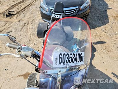 Piąte zdjęcie samochodu w środku: 2005 HONDA VTX1300 R VIN:1HFSC52395A214514 - miniatura