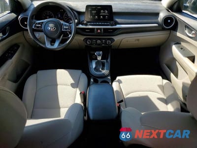 Zdjęcie 8 z 12 samochodu: 2021 KIA FORTE LXS VIN:3KPF24AD6ME315766 - miniatura