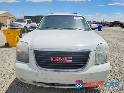 Piąte zdjęcie samochodu w środku: 2013 GMC YUKON XL K1500 SLT VIN:1GKS2KE78DR102527 - miniatura