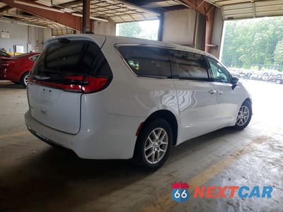 Trzecie zdjęcie samochodu z tyłu: 2024 CHRYSLER PACIFICA TOURING L VIN:2C4RC1BG7RR199145 - miniatura