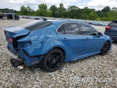 Trzecie zdjęcie samochodu z tyłu: 2023 TOYOTA CAMRY XSE VIN:4T1K61AK6PU170021 - miniatura