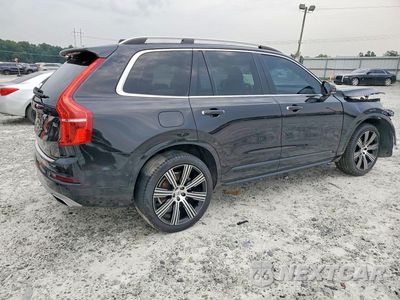 Trzecie zdjęcie samochodu z tyłu: 2016 VOLVO XC90 T6 VIN:YV4A22PK5G1075540 - miniatura