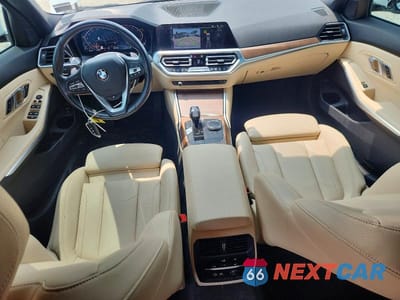 Zdjęcie 8 z 12 samochodu: 2019 BMW 330XI VIN:WBA5R7C55KAJ82171 - miniatura
