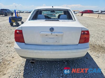 Zdjęcie 6 z 12 samochodu: 2001 VOLKSWAGEN PASSAT GLS VIN:WVWAH63B51P026373 - miniatura