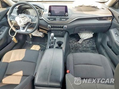 Zdjęcie 8 z 13 samochodu: 2025 NISSAN ALTIMA SV VIN:1N4BL4DV5SN347820 - miniatura