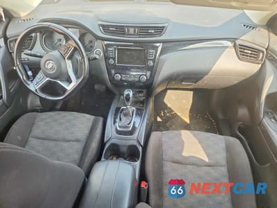 Zdjęcie 8 z 12 samochodu: 2022 NISSAN ROGUE SPORT SV VIN:JN1BJ1BW0NW682737 - miniatura
