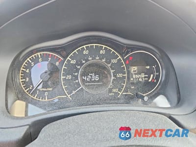 Zdjęcie 9 z 12 samochodu: 2017 NISSAN VERSA NOTE SV VIN:3N1CE2CP5HL365262 - miniatura