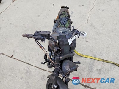 Piąte zdjęcie samochodu w środku: 2006 HARLEY-DAVIDSON XL1200 C VIN:1HD1CGP146K443637 - miniatura