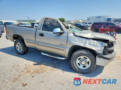 Czwarte zdjęcie samochodu z boku: 1999 CHEVROLET SILVERADO K1500 VIN:1GCEK14T9XZ111646 - miniatura