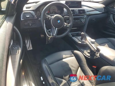 Zdjęcie 8 z 12 samochodu: 2016 BMW M4 VIN:WBS3R9C59GK337157 - miniatura