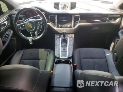 Zdjęcie 8 z 13 samochodu: 2018 PORSCHE MACAN VIN:WP1AA2A58JLB19226 - miniatura