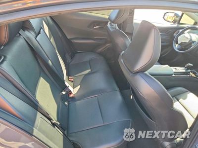 Zdjęcie 10 z 13 samochodu: 2024 TOYOTA PRIUS XLE VIN:JTDACAAU3R3027482 - miniatura