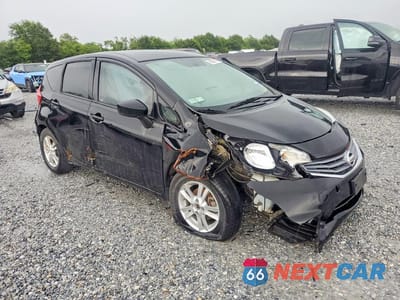 Czwarte zdjęcie samochodu z boku: 2016 NISSAN VERSA NOTE SV VIN:3N1CE2CP5GL396607 - miniatura