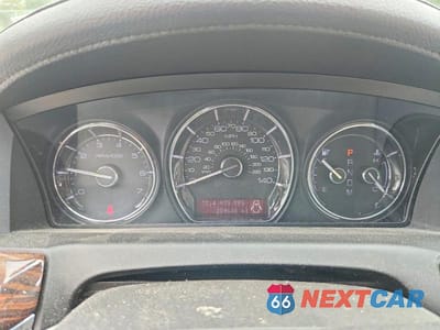 Zdjęcie 9 z 12 samochodu: 2011 LINCOLN MKS VIN:1LNHL9DR3BG607748 - miniatura