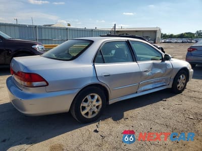 Trzecie zdjęcie samochodu z tyłu: 2002 HONDA ACCORD EX VIN:JHMCG56602C013526 - miniatura
