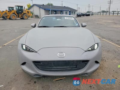 Piąte zdjęcie samochodu w środku: 2024 MAZDA MX-5 MIATA GRAND TOURING VIN:JM1NDAM72R0606033 - miniatura