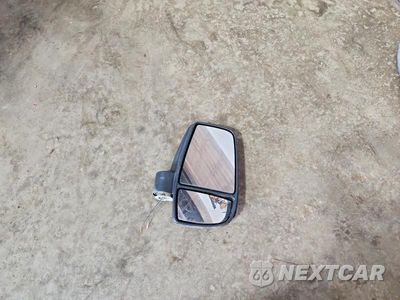 Zdjęcie 13 z 14 samochodu: 2016 FORD TRANSIT 150 DELIVERY VAN VIN:1FTYE2CM9GKA31454 - miniatura