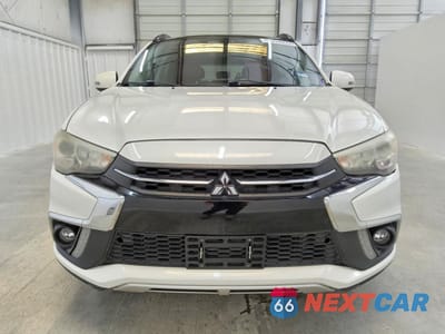Piąte zdjęcie samochodu w środku: 2018 MITSUBISHI OUTLANDER SPORT SEL VIN:JA4AP4AW3JU009371 - miniatura